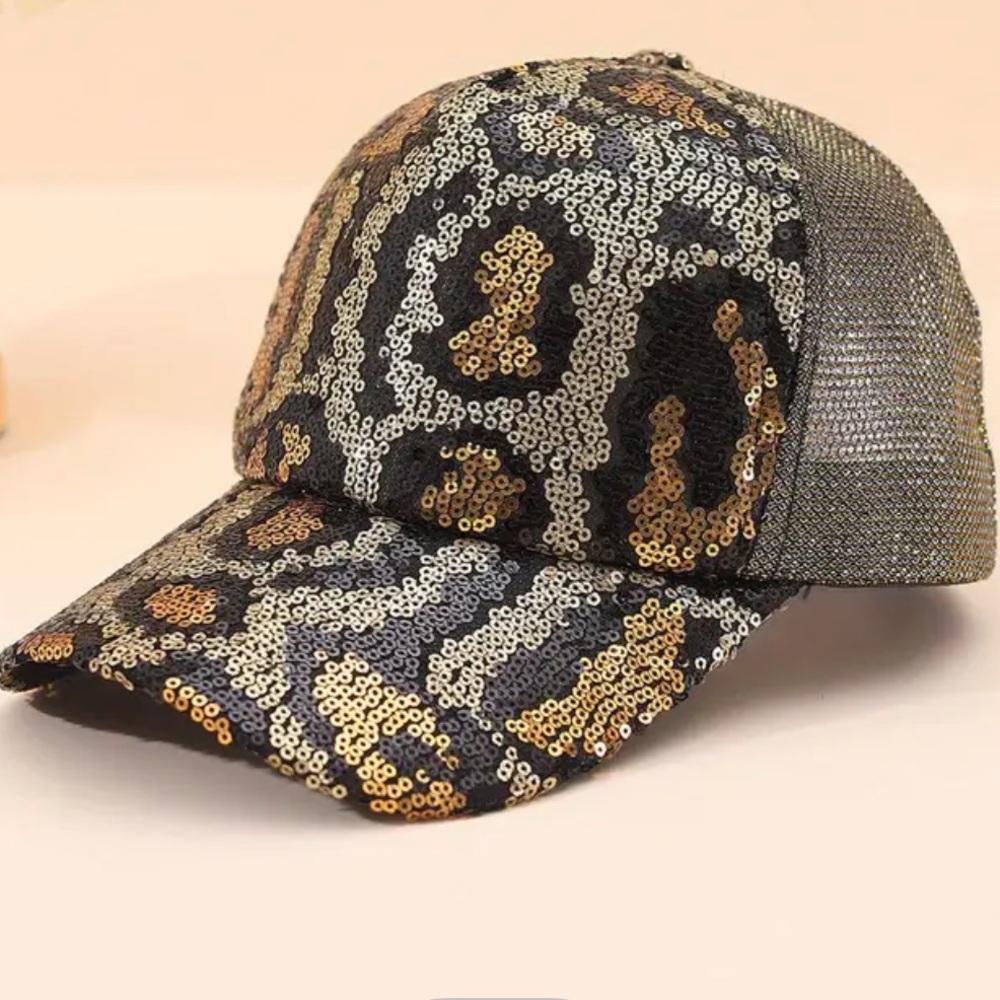 🔥🔥HOT🔥🆕Sparkly Sequin Leopard Hat - Picture 3 of 6